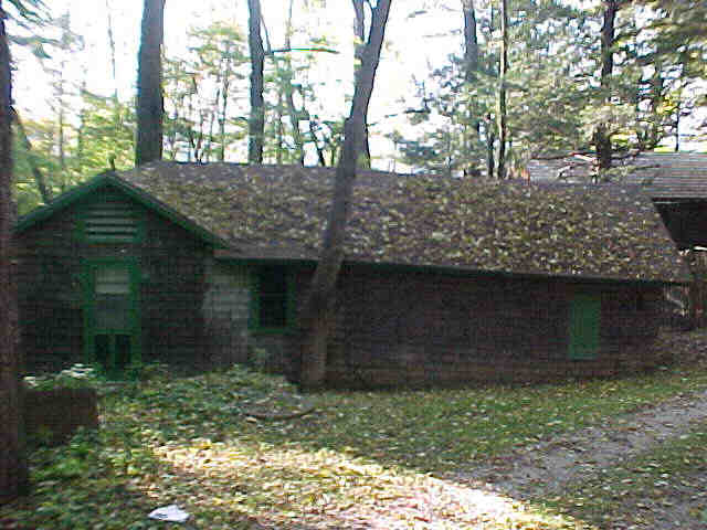 Building photograph for 88 BETWEEN THE LAKES ROAD